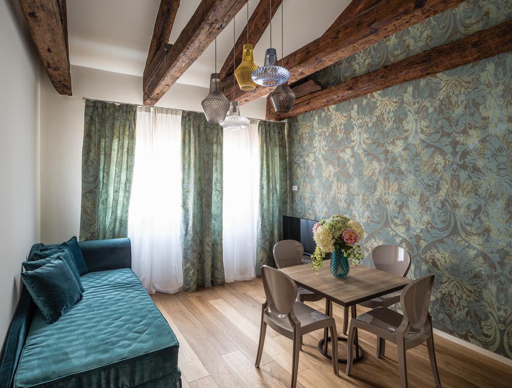Polo'S Treasures Apartment Venesia Bagian luar foto
